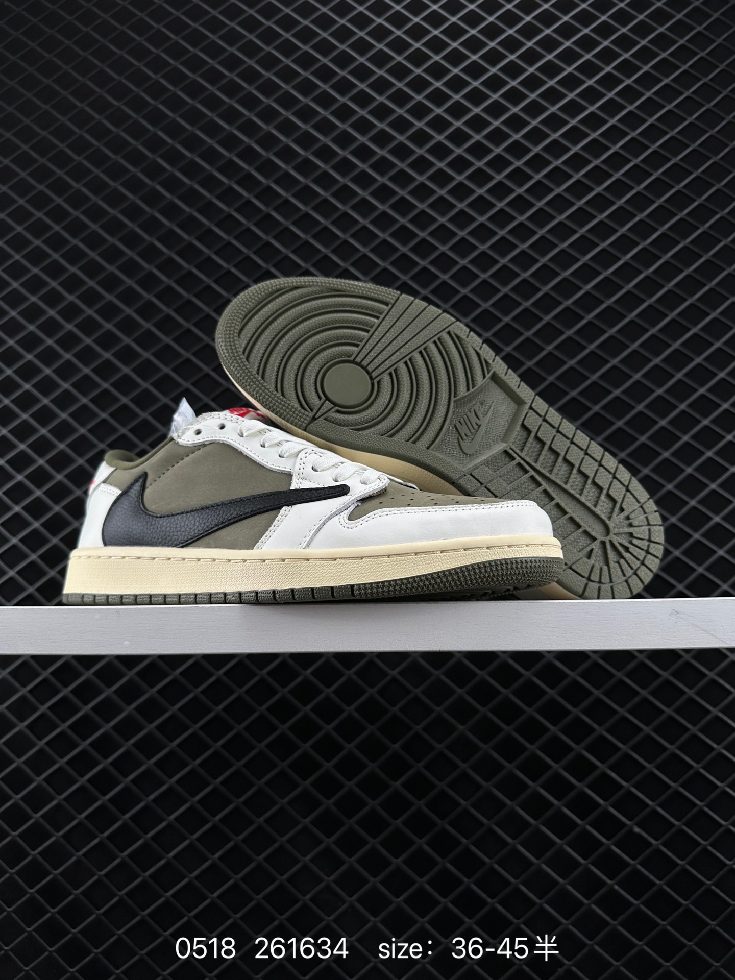 Travis Scott x Air Jordan 1 Low